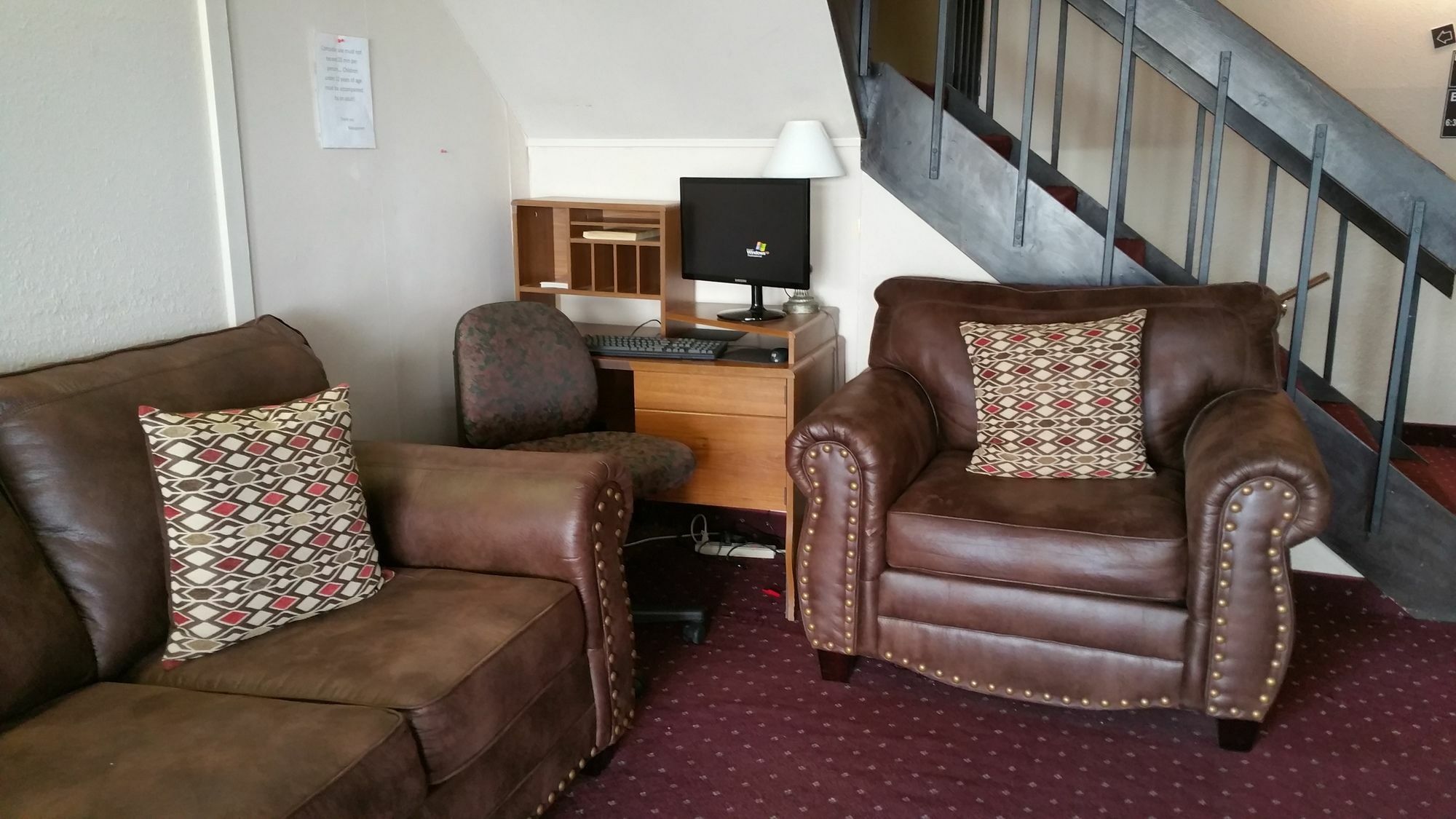 Rodeway Inn מיטשל מראה חיצוני תמונה